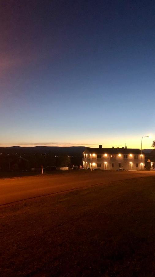 Fin Laegenhet I Centrala Oviken, Mellan Fjaell&Stad Exteriér fotografie